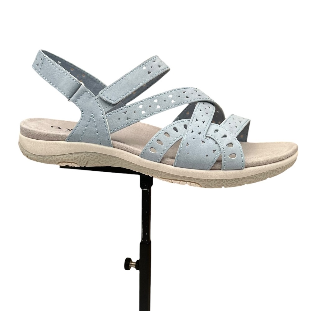 Earth Womens Seravi Strappy Casual Sandal 8 Wide Light Blue Adjustable Comfort